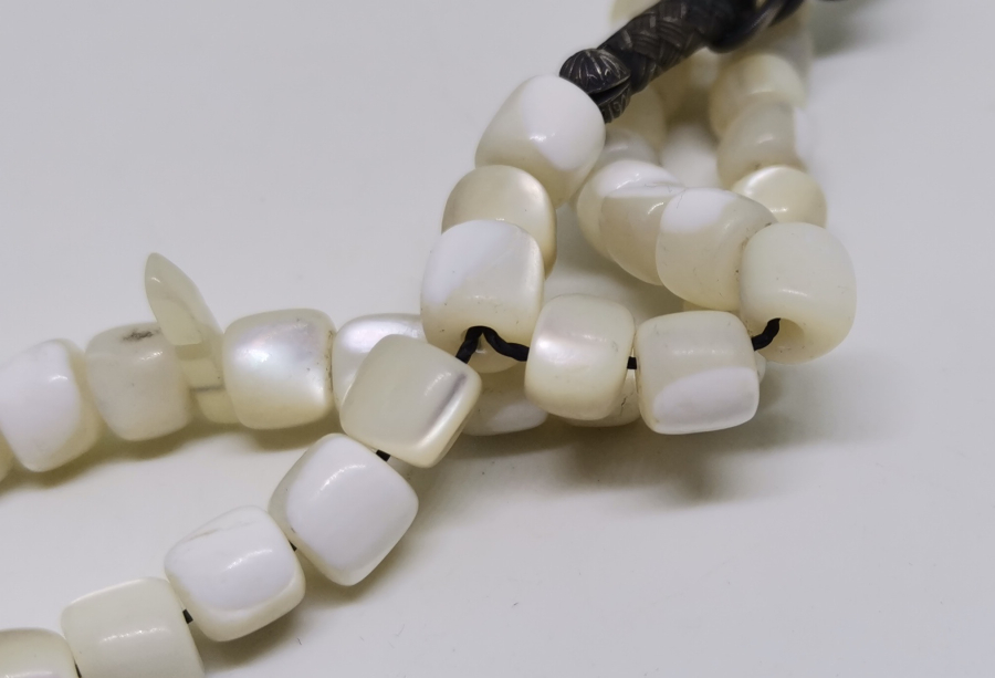 GÜMÜŞ PÜSKÜLLÜ ANTİKA SEDEF TESPİH