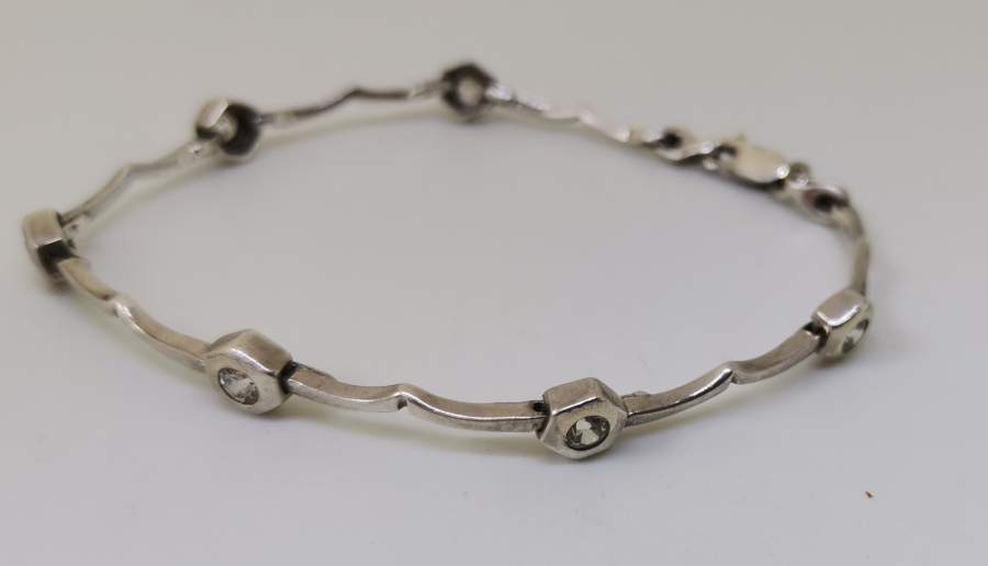 MARGAZİT TAŞLI GÜMÜŞ BİLEKLİK