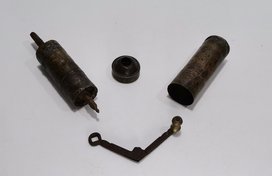 OSMANLI DÖNEMİ KALEM İŞÇİLİKLİ BOSNA KAHVE DEĞİRMENİ