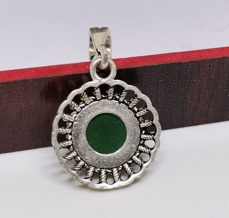 TELKARİ İŞÇİLİKLİ AKİK TAŞLI GÜMÜŞ KOLYE UCU