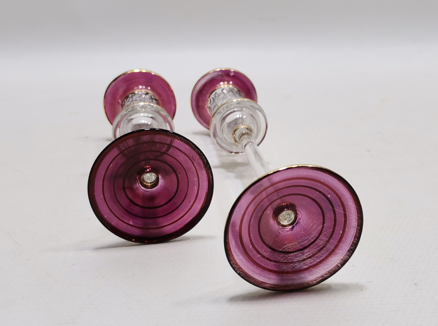 ALTIN VARAKLI VE KRİSTAL KESME İŞÇİLİKLİ ANTİKA ÇİFT MUMLUK