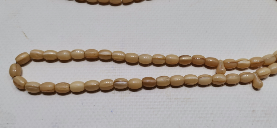 ORJİNAL PÜSKÜLÜ İLE OSMANLI DÖNEMİ NADİR RENKTE BEYKOZ NAMAZ TESPİHİ