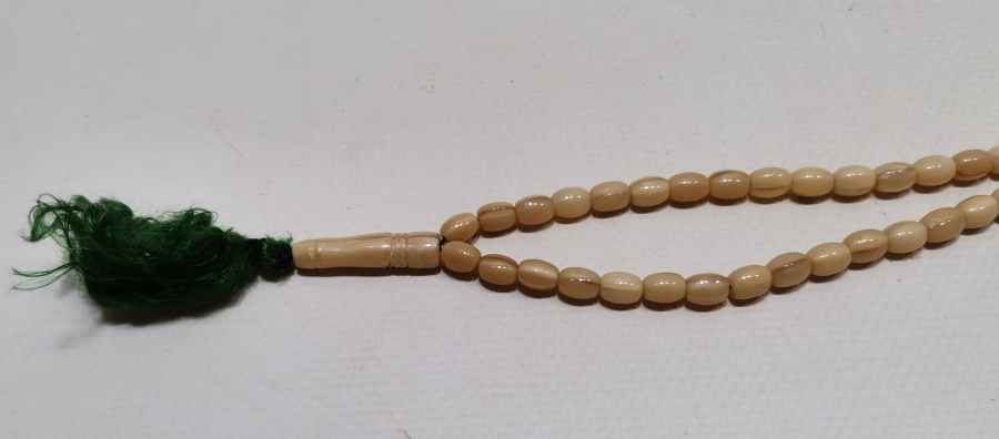 ORJİNAL PÜSKÜLÜ İLE OSMANLI DÖNEMİ NADİR RENKTE BEYKOZ NAMAZ TESPİHİ