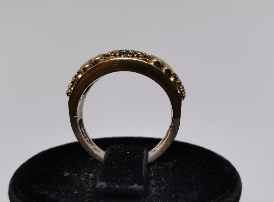 ÜZERİ KALPLİ HÜRREM MODEL GÜMÜŞ YÜZÜK