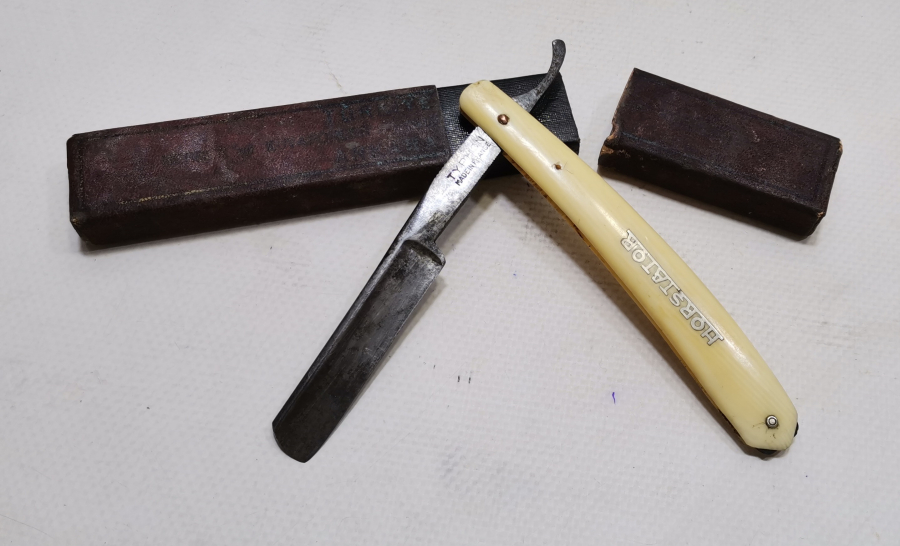 FİLDİŞİ SAPLI ORJİNAL KUTUSUNDA BERBER USTURASI