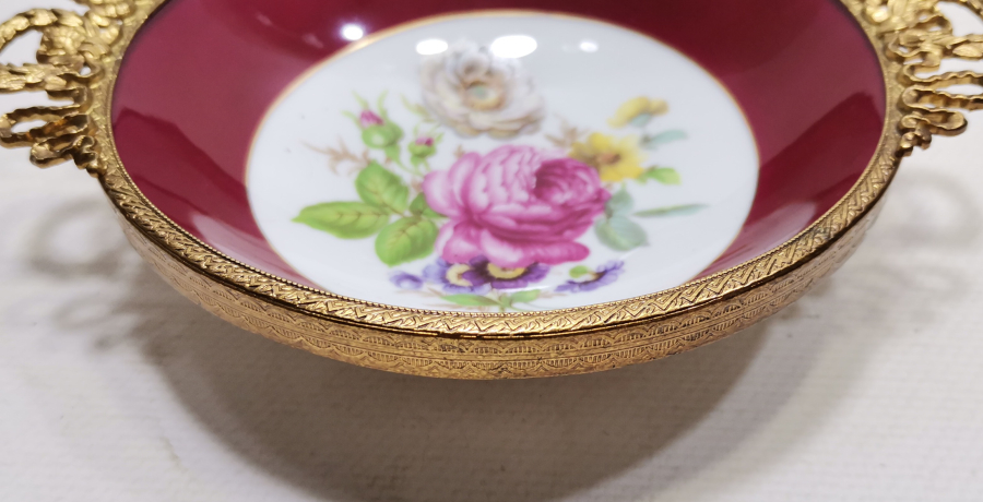 OSMANLI DÖNEMİ ÇOK NADİR EL BOYAMA VE SALTANAT ÇELENKLİ PORSELEN KASE