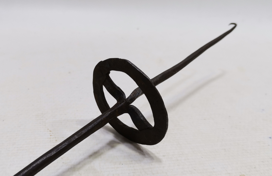 OSMANLI DÖNEMİ EL YAPIMI NADİR FORMDA DEMİR KİRMAN