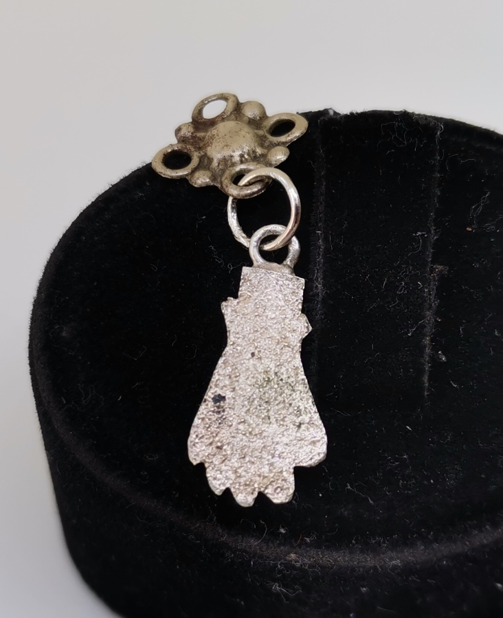 OSMANLI DÖNEMİ HANIM ELİ GÜMÜŞ KOLYE UCU