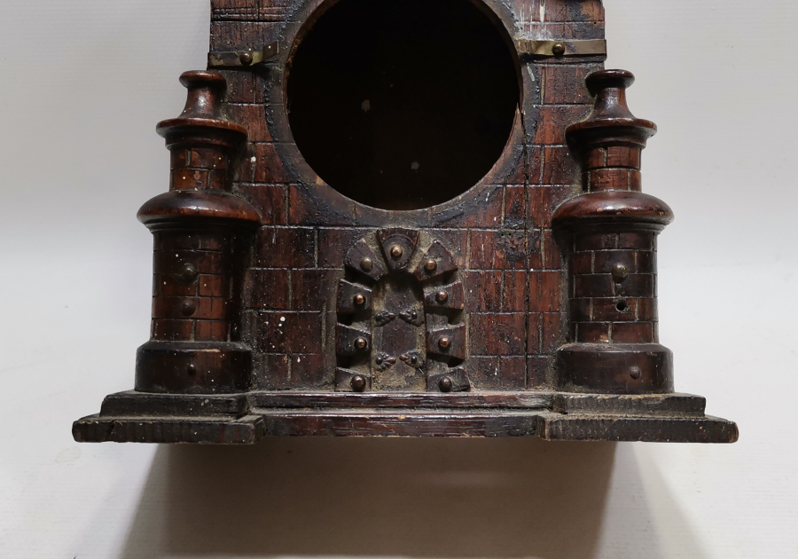 OSMANLI DÖNEMİ KALE BURCU FORMUNDA YAPILMIŞ ÇOK NADİR AHŞAP SAAT KABI