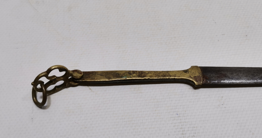 OSMANLI DÖNEMİ ÜZERİ İŞLEMELİ KILIÇ MASATI