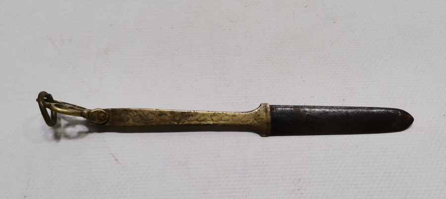 OSMANLI DÖNEMİ ÜZERİ İŞLEMELİ KILIÇ MASATI