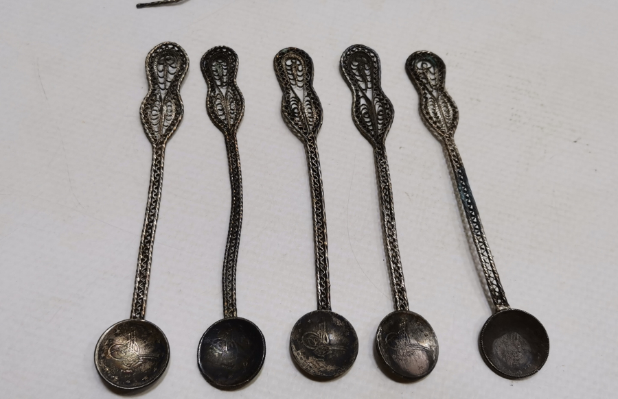 ÜZERLERİ OSMANLI TUĞRALI GÜMÜŞ KAPLAMA ÇAY TAKIMI