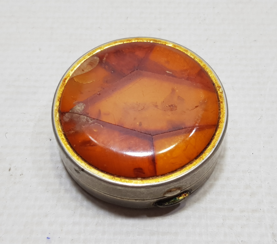 KEHRİBAR KAPAKLI ANTİKA HAP - İLAÇ KUTUSU