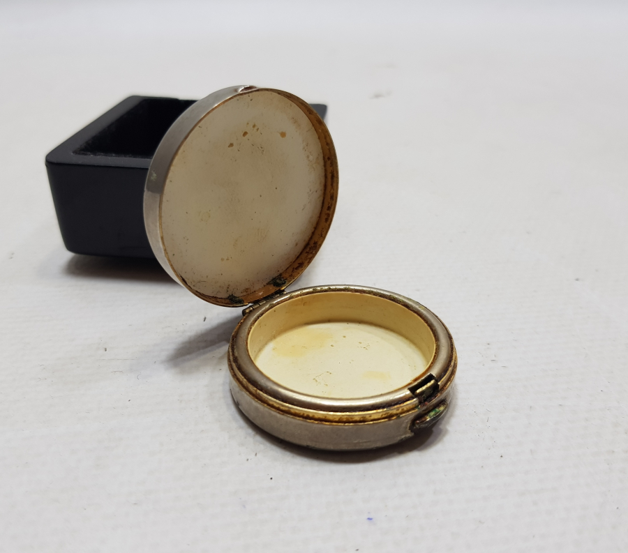 KEHRİBAR KAPAKLI ANTİKA HAP - İLAÇ KUTUSU