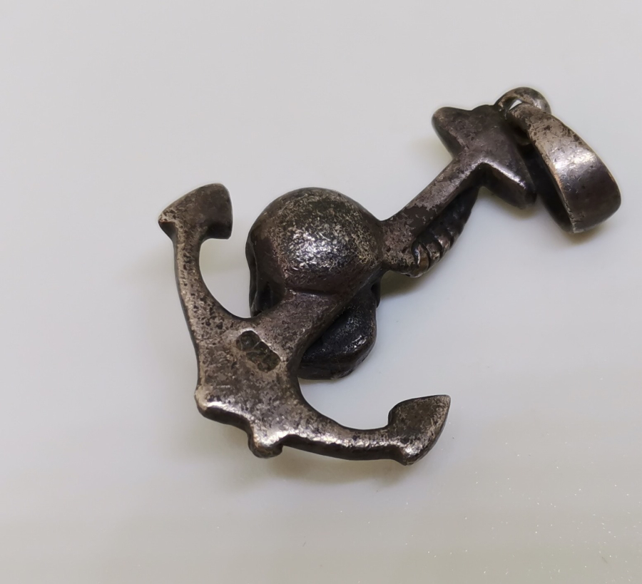 KURU KAFALI VE DENİZCİ ÇIPALI GÜMÜŞ KOLYE UCU