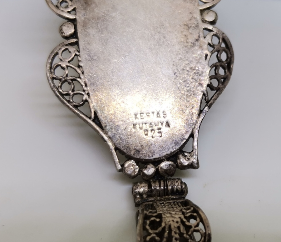 KÜTAHYA İŞİ EL BOYAMA LALE MOTİFLİ ÖZEL YAPIM ÇİNİ VE GÜMÜŞLÜ KOLYE UCU