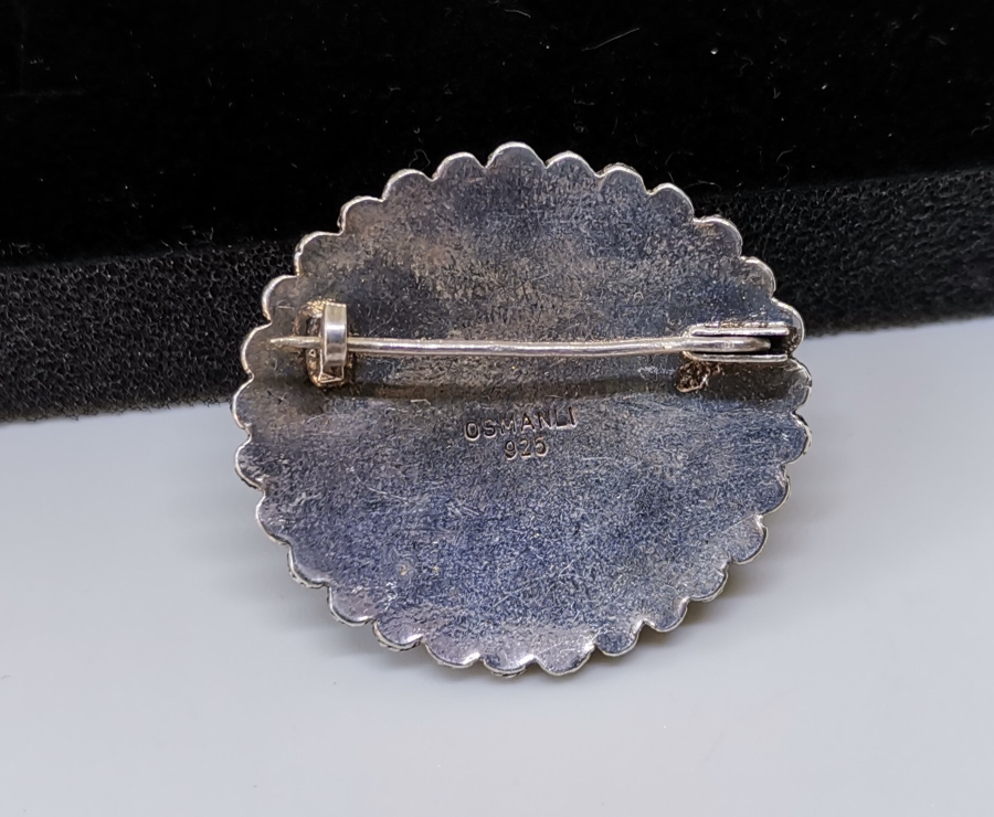 AKİK TAŞLI VE GÜHERSE İŞÇİLİKLİ ÖZEL YAPIM GÜMÜŞ BROŞ