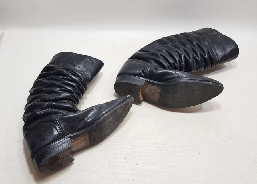 ANTİKA EL YAPIMI DERİDEN MAMUL EFE İŞİ KÖRÜKLÜ ÇİZME