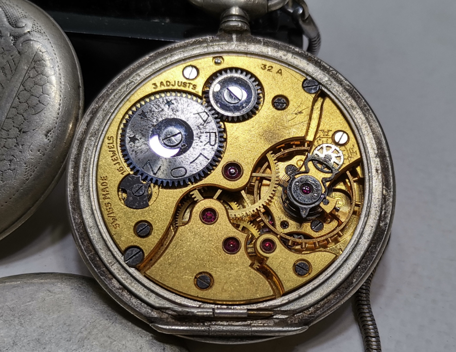 ARLON MARKA NADİR GÜMÜŞ KASA KURMALI ANTİKA CEP SAATİ