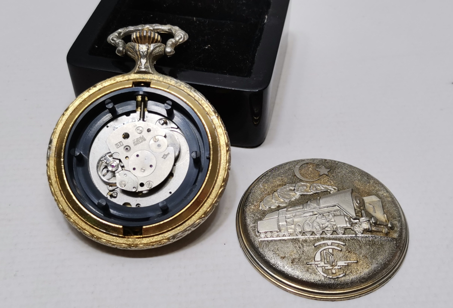 DELTA MARKA KURMALI ANTİKA CEP SAATİ