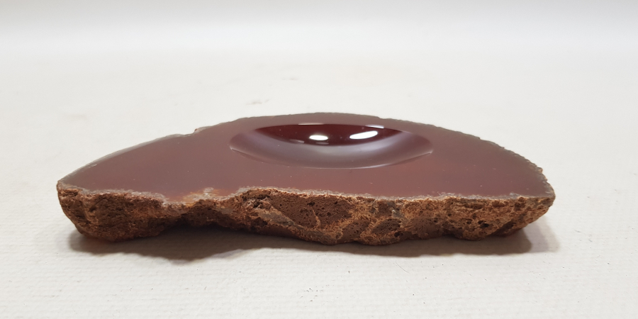 DOĞAL AKİK TAŞINDAN YAPILMIŞ NADİR HAVYARLIK