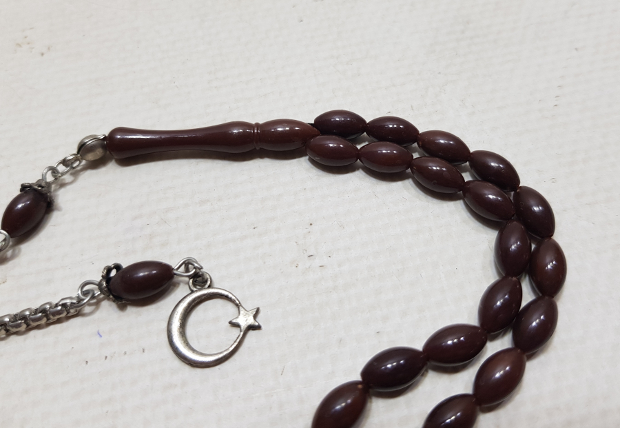 GÜMÜŞ PÜSKÜLLÜ KUKA TESPİH