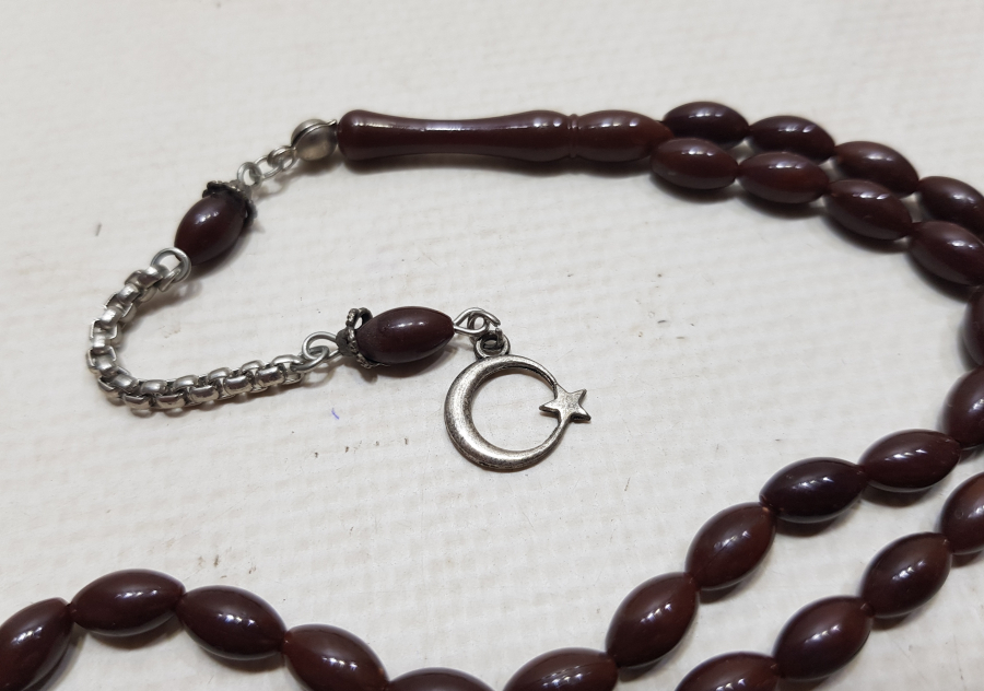 GÜMÜŞ PÜSKÜLLÜ KUKA TESPİH