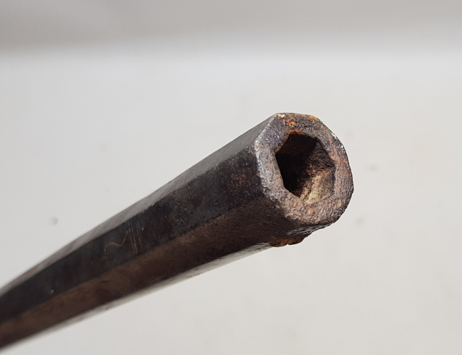 ÜZERİ İŞLEMELİ VE USTA DAMGALI ŞEŞHANE MODEL OSMANLI DÖNEMİ KALE TÜFEĞİ NAMLUSU