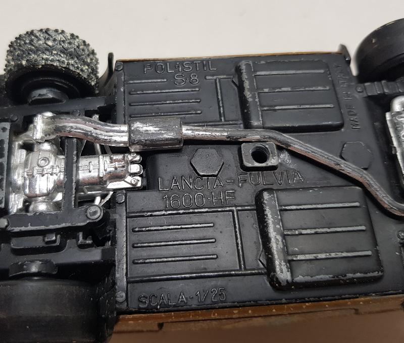 ANTİKA OYUNCAK: İTALYAN MALI LANCIA FULVIA MAKET ARABA