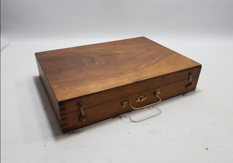 OSMANLI DÖNEMİ RESSAM ÇANTASI