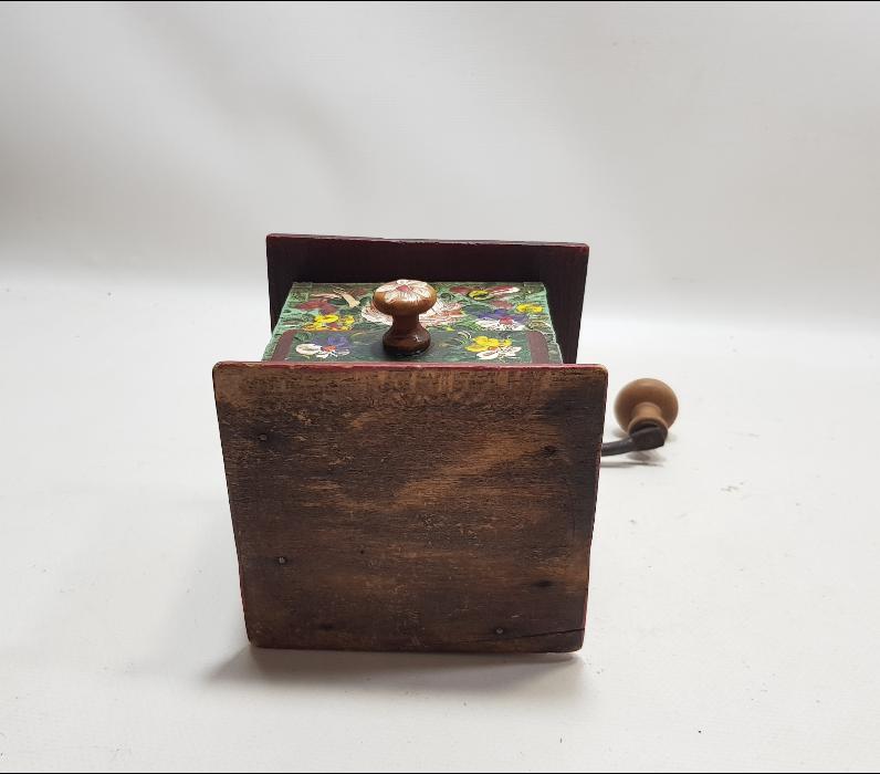 OSMANLI DÖNEMİ ÜZERİ EL BOYAMA AHŞAP KAHVE DEĞİRMENİ