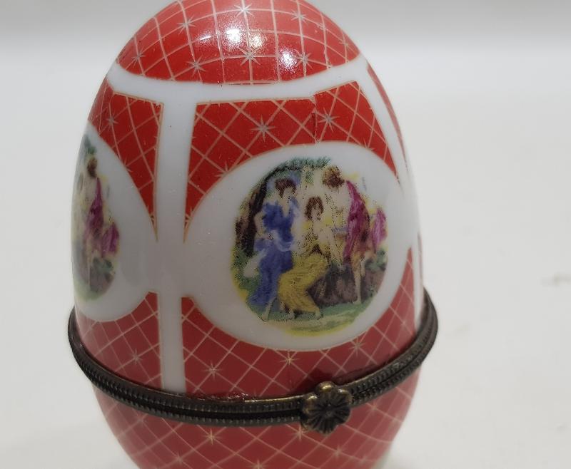 YUMURTA FORMLU WJ MARKA ANTİKA MÜCEVHER KUTUSU