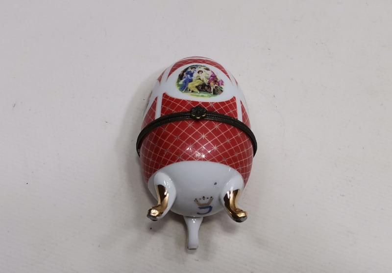 YUMURTA FORMLU WJ MARKA ANTİKA MÜCEVHER KUTUSU