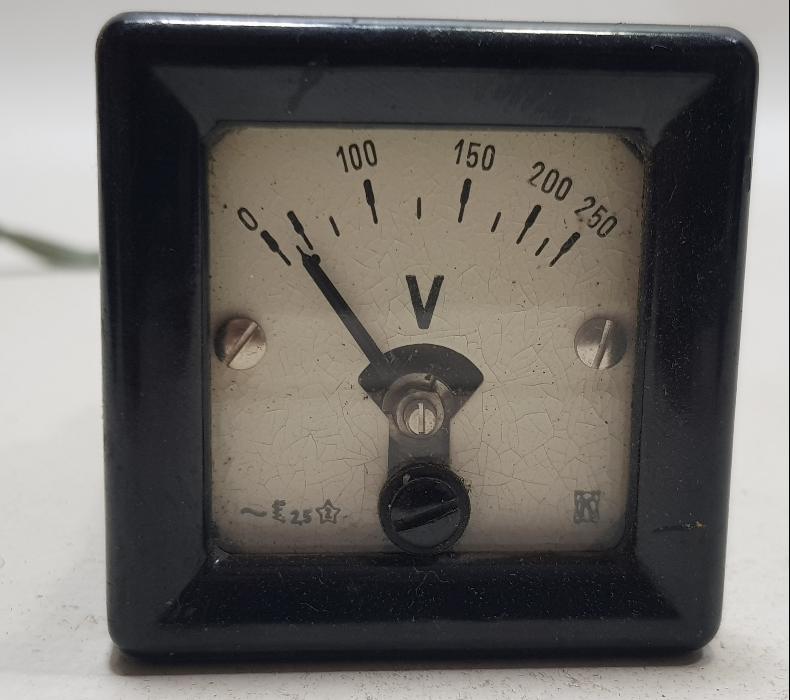 ANTİKA VOLTMETRE