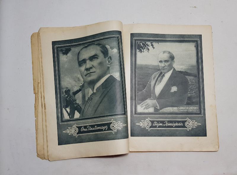 1881-1938 ATATÜRK ALBÜMÜ