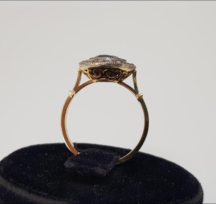 SAFİR VE ELMAS TAŞLI ALTIN YÜZÜK