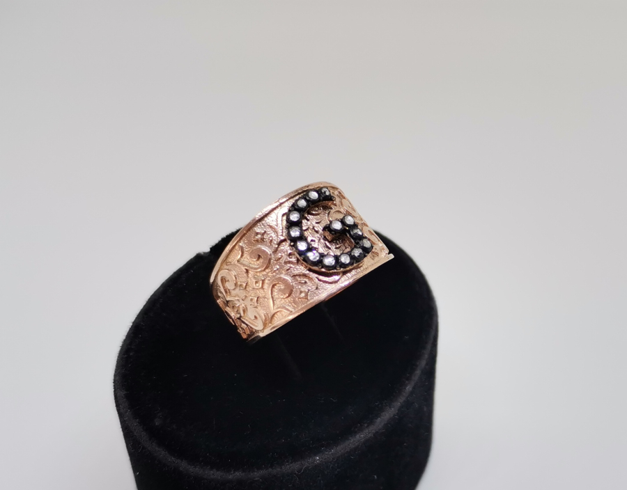 ÜZERİ HARFLİ ELMAS YÜZÜK - 28 HARF MEVCUTTUR - KAZANANA İSTEDİĞİ HARF GÖNDERİLECEKTİR