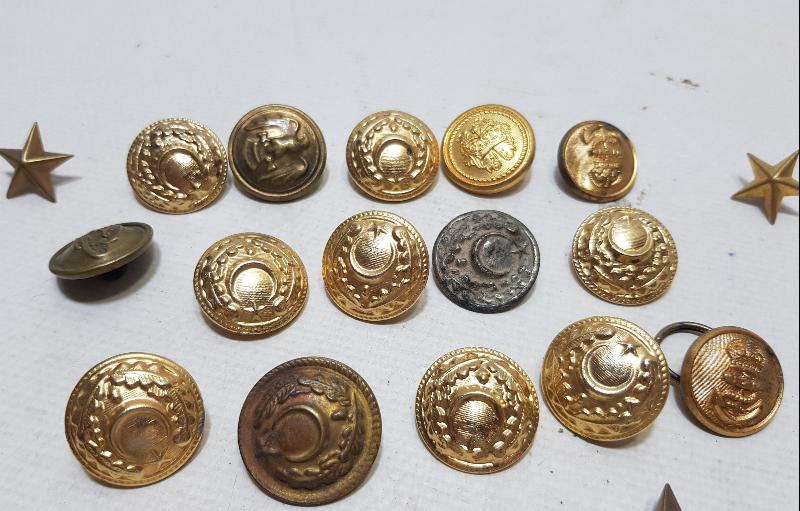 ANTİKA ASKERİ DÜĞME, KOKART VE SPOLET TAKIMI