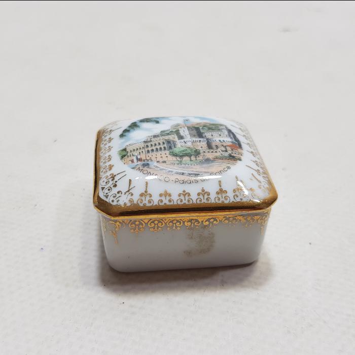 ANTİKA LIMOGES PORSELEN MÜCEVHER KUTUSU