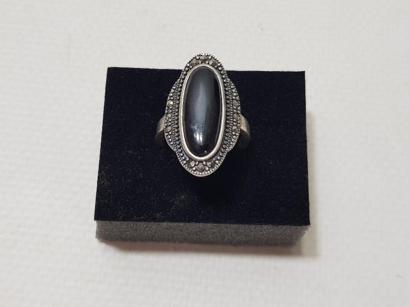 OLTU TAŞLI GÜMÜŞ MEKİK YÜZÜK