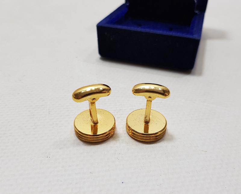 ORJİNAL KUTUSUNDA KOLEKSİYONLUK FENERBAHÇE KOL DÜĞMELERİ