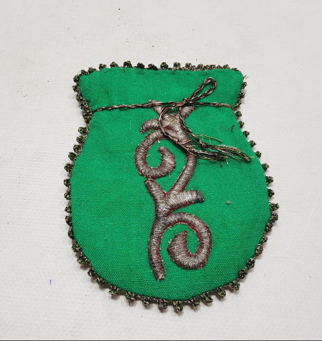 OSMANLI DÖNEMİ GÜMÜŞ SIRMA İŞLEMELİ KINA KESESİ