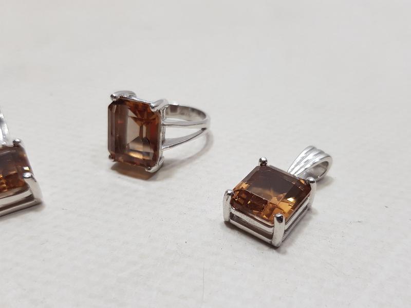 ZULTANİT TAŞLI GÜMÜŞ TAKI SETİ