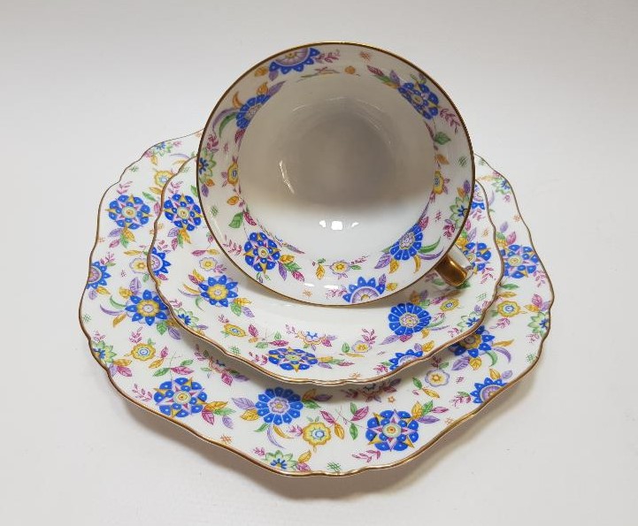 ANTİKA HUTSCHENREUTHER MARKA TRIO ÇAY TAKIMI