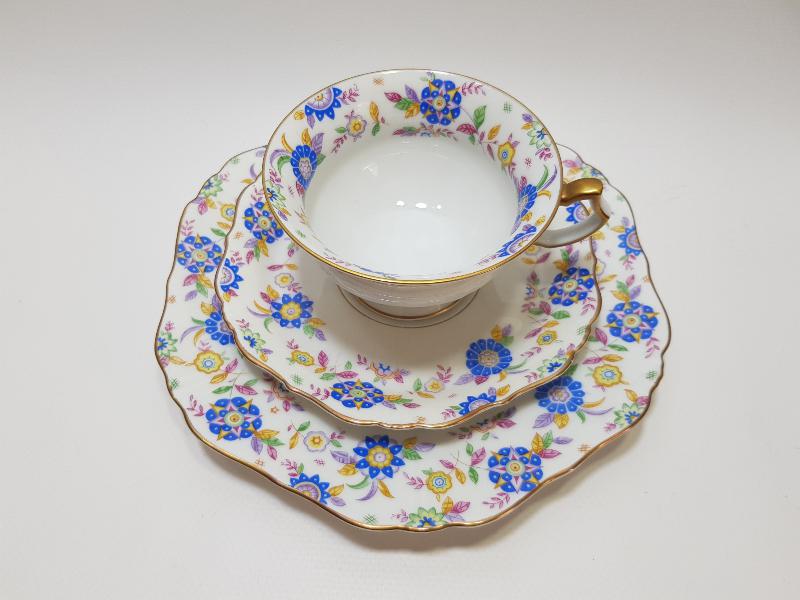 ANTİKA HUTSCHENREUTHER MARKA TRIO ÇAY TAKIMI