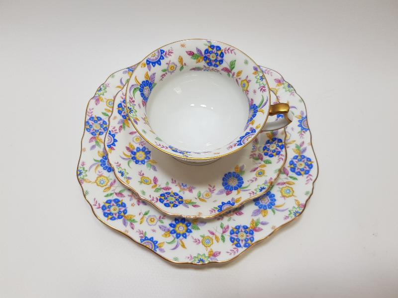 ANTİKA HUTSCHENREUTHER MARKA TRIO ÇAY TAKIMI