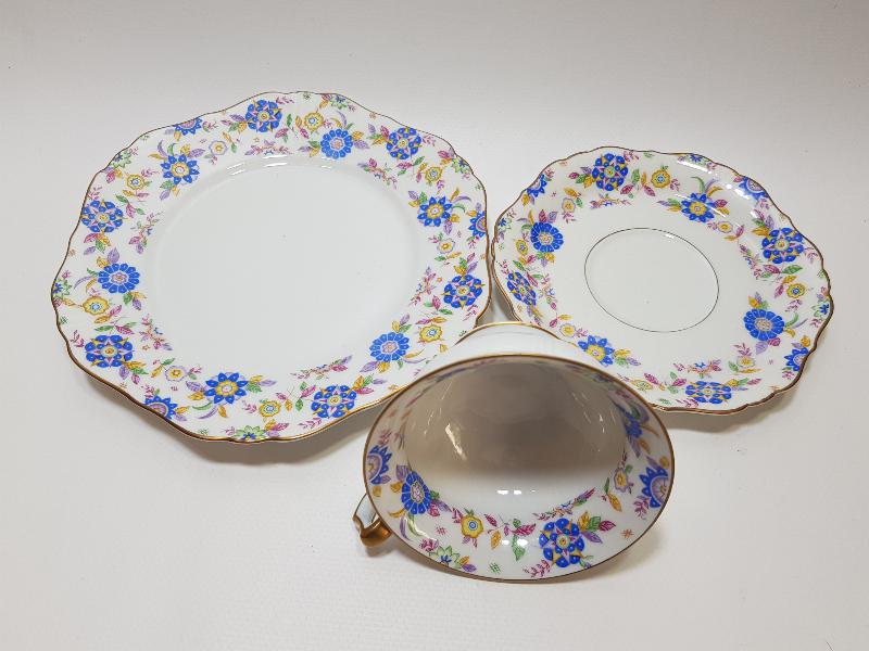 ANTİKA HUTSCHENREUTHER MARKA TRIO ÇAY TAKIMI