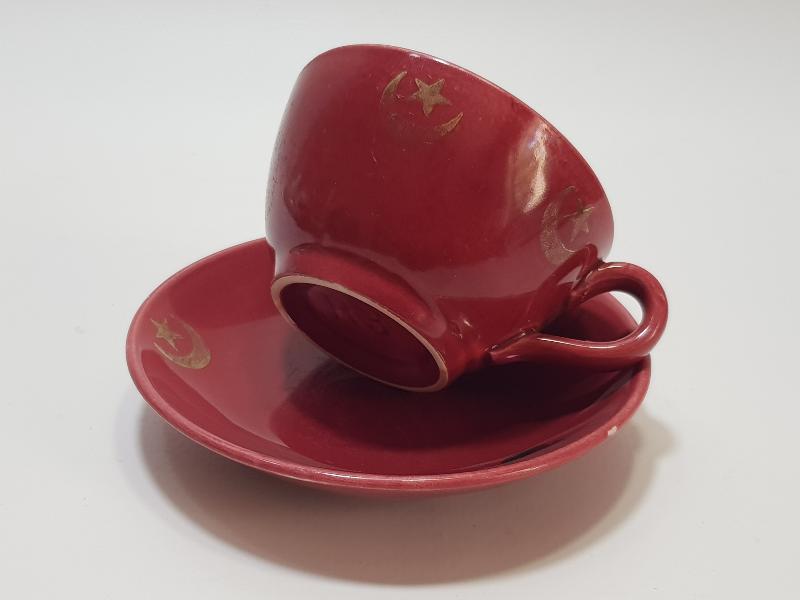 KAHVE KÜLTÜRÜ: OSMANLI DÖNEMİ ALTIN VARAK AY YILDIZLI PORSELEN KAHVE FİNCANI