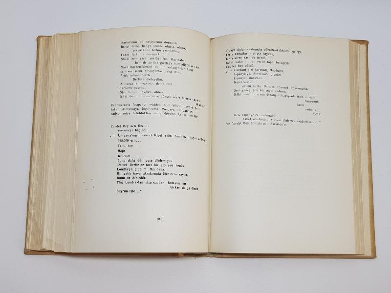 NADİR KİTAP: 1968 SOFYA BASKI NAZIM HİKMET BÜTÜN ESERLERİ - CİLT 4 