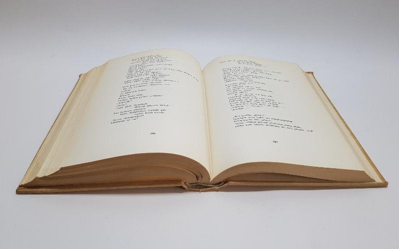 NADİR KİTAP: 1968 SOFYA BASKI NAZIM HİKMET BÜTÜN ESERLERİ - CİLT 4 